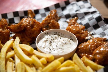 Sauce N’ Bone Bringing Flavor-First Wings to Jacksonville